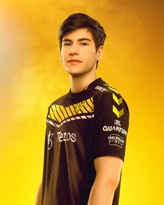 FlameZ——Vitality 战队的 “燃烧引擎”，改写 CS2 格局的新锐力量